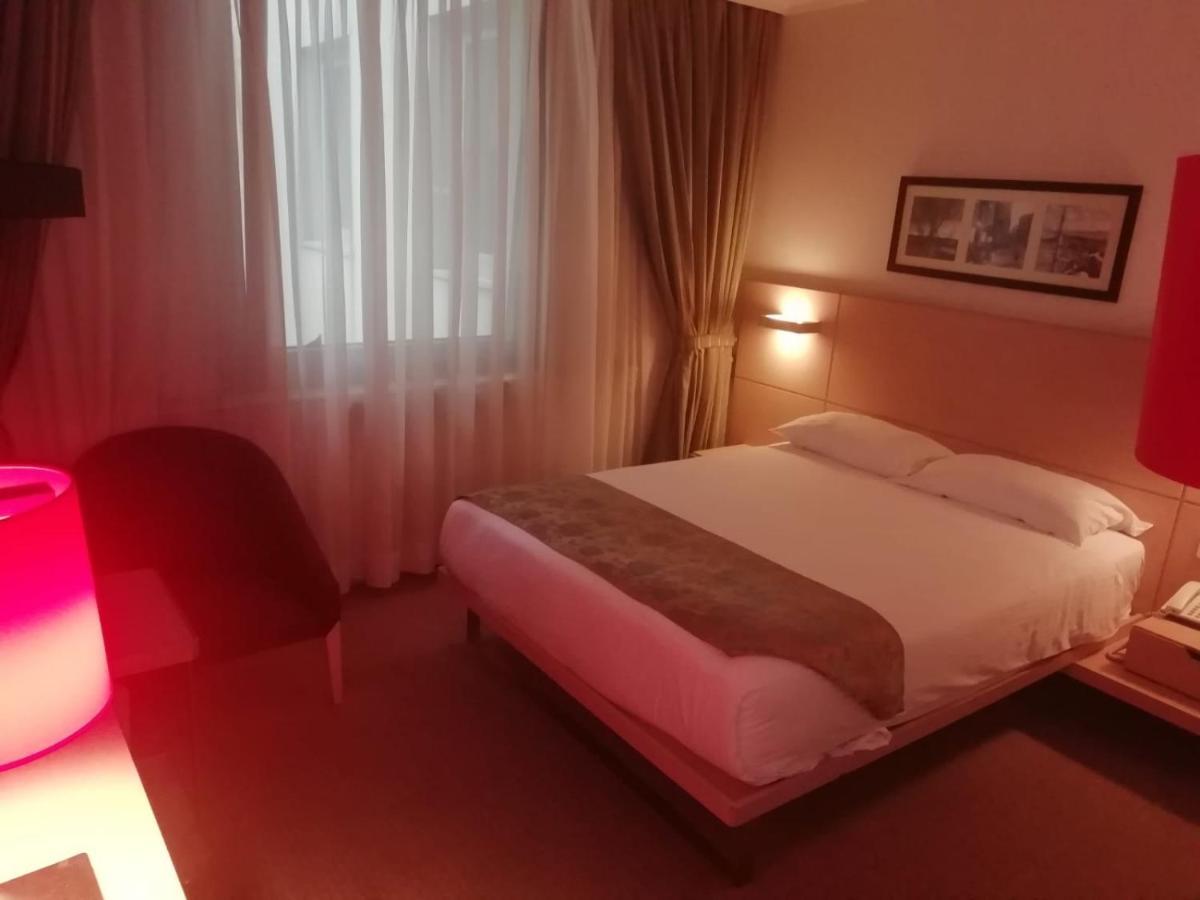 Eresin Hotels Taxim & Premier Stambuł Zewnętrze zdjęcie